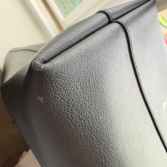 Saint Laurent Black Tote Bag - Picture 10 of 11